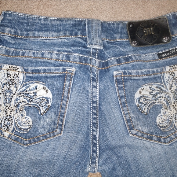 Euc Miss Me Bootleg Jeans Size 26 31 Inseam - Picture 2 of 6